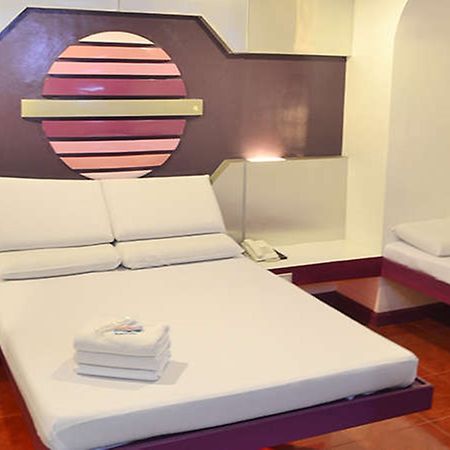 Astrotel Guadalupe Mandaluyong Eksteriør billede