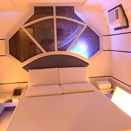 Astrotel Guadalupe Mandaluyong Eksteriør billede